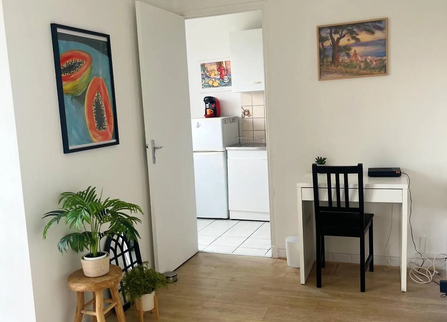 Studio Lumineux Et Chaleureux. Marsilya 0*,